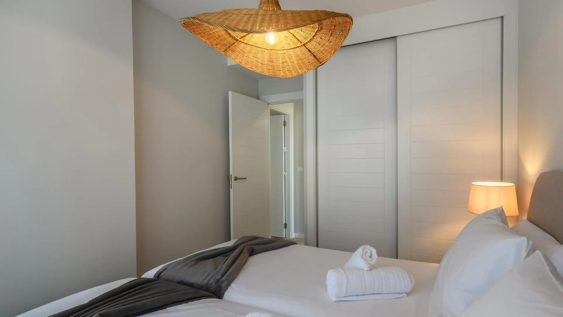 Apartment Los Camaleones By H - Playa De Los Haraganes Hlhc1203P17 Isla Canela